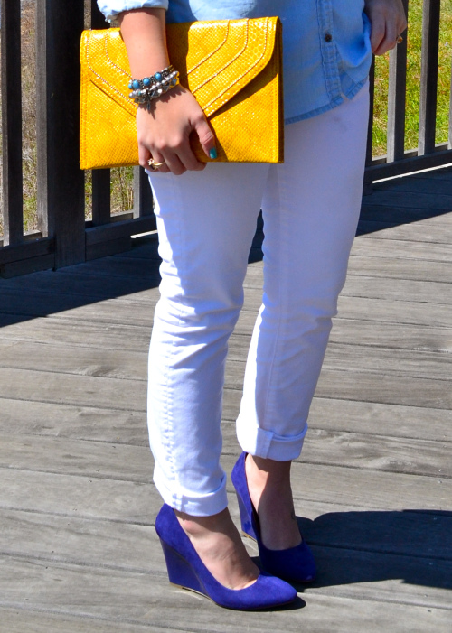 Jennifer Lopez Clutch and Cosmopolitan Pumps | Southern Flair