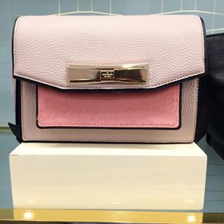  When you're Christmas shopping and think "You know who would really like this?" Me. | Shop this @katespadeny handbag for someone on your list (or yourself!) with @liketoknow.it www.liketk.it/235TB #liketkit 