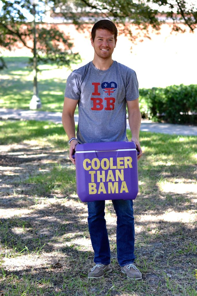 Things to do in the fall in Baton Rouge, Louisiana! Check out Southern Flair's Fall Bucket List! | Wearing: I Heart BR Tee from SFT