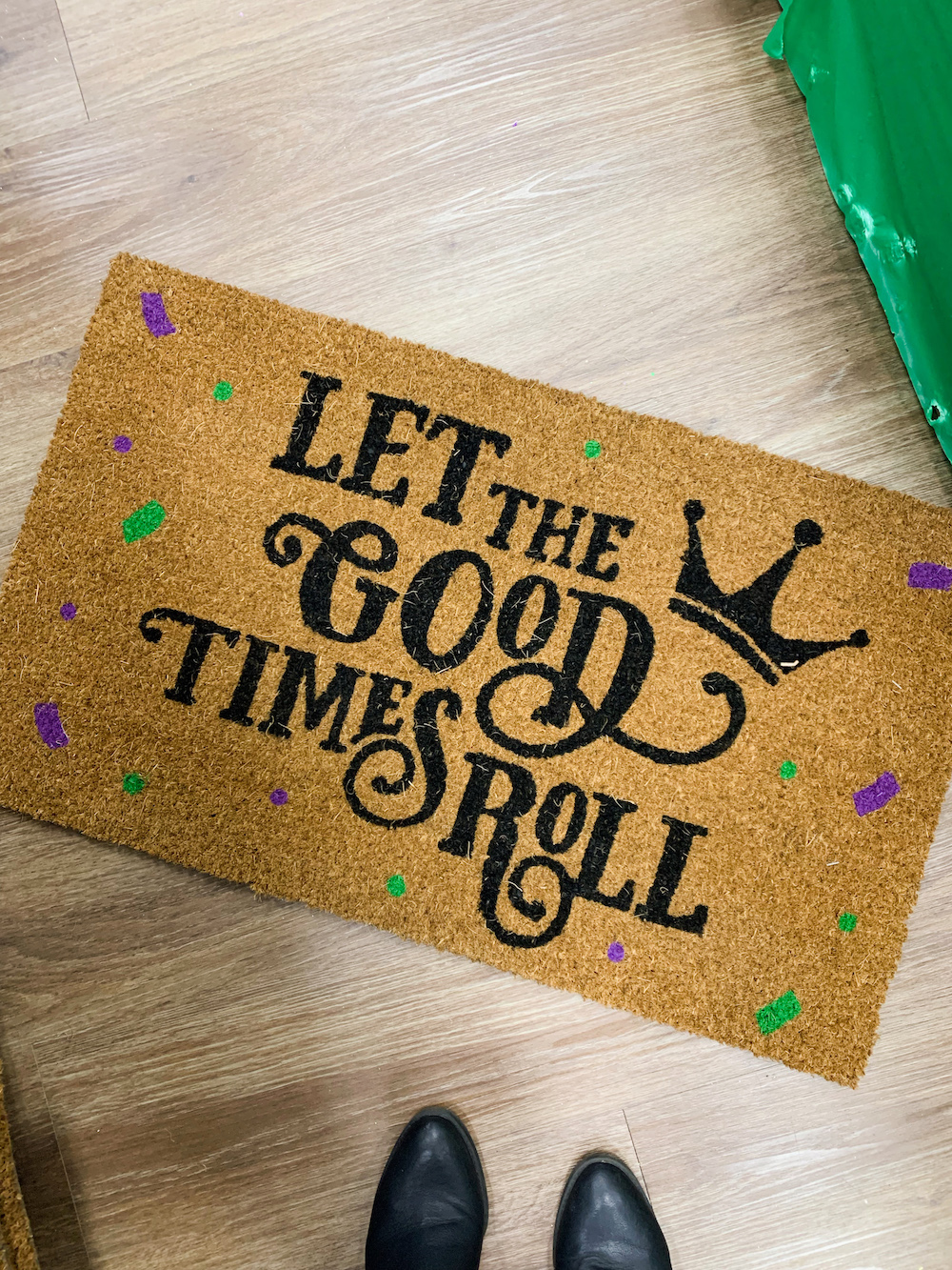 Let the good times roll door mat